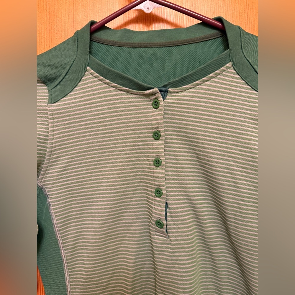 PATAGONIA Henley Shirt Long Sleeve Green Stripe Women's S - Picture 4 of 5
